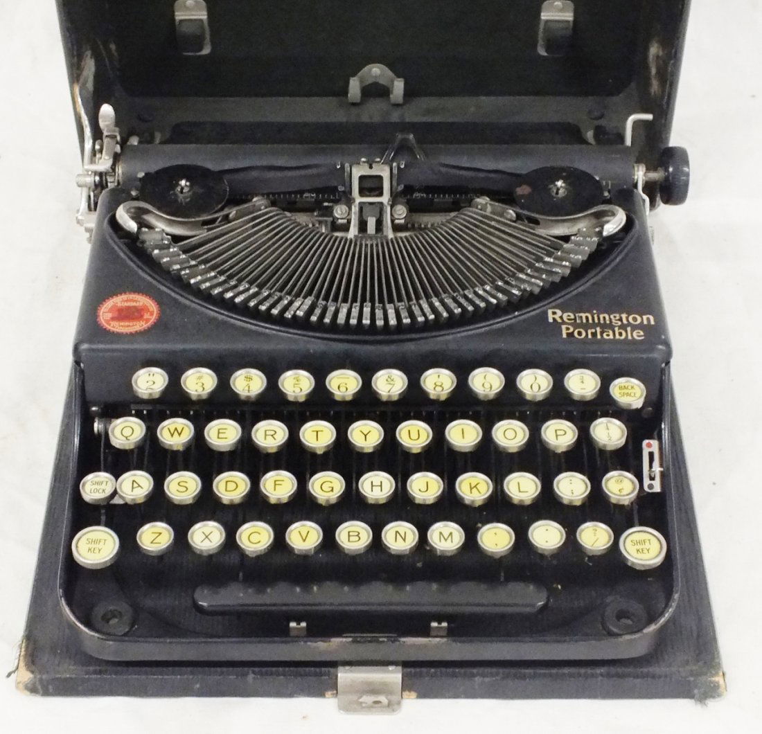 Remington Portable typewriter (1 of 5)