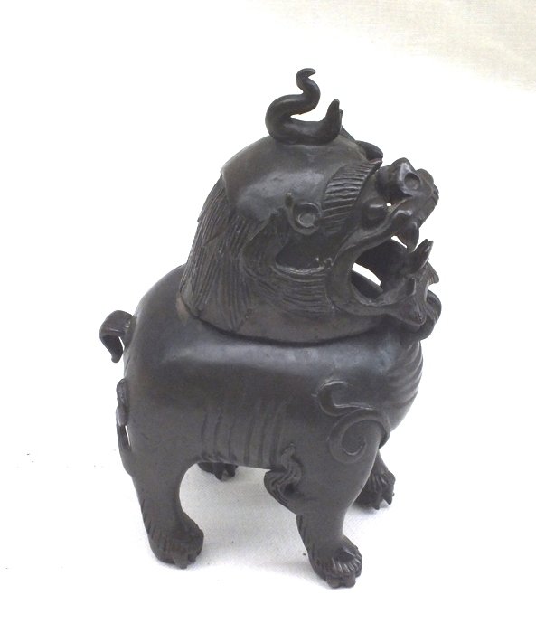 Chinese bronze Foo Dog incense burner (1 of 9)