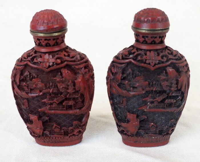 Pair of Chinese cinnabar perfume / snuff bottles (1 of 10)
