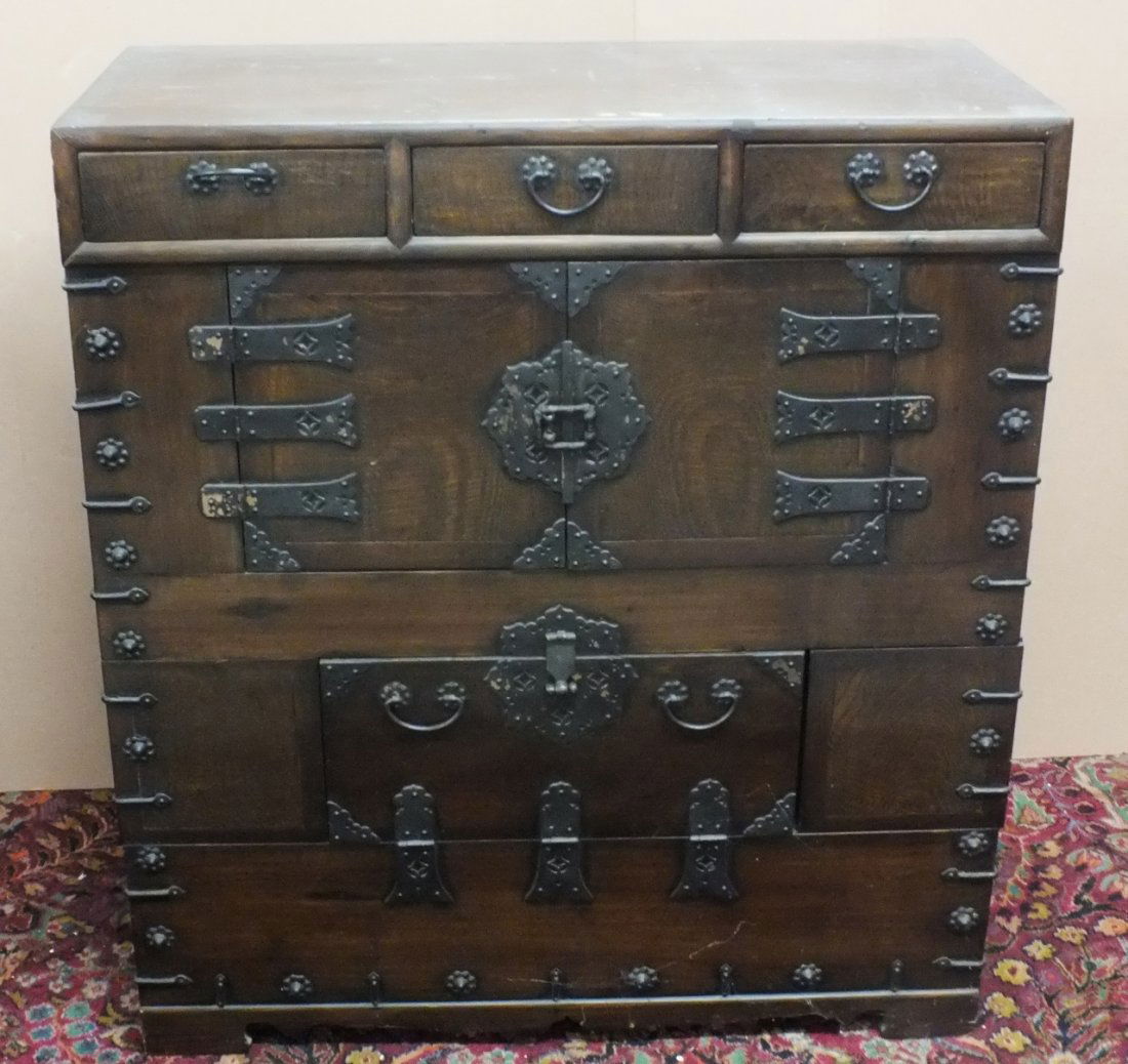 Chinese or Korean sideboard / buffet (1 of 9)