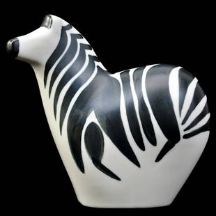 FIGURIN, stengods, 1980-tal, LILLEMOR MANNERHEIM (19: Zebra. Undersida signerad "Lillemor" och stämplad "WWF" samt "ARABIA FINLAND". Höjd 15, längd 15 cm.