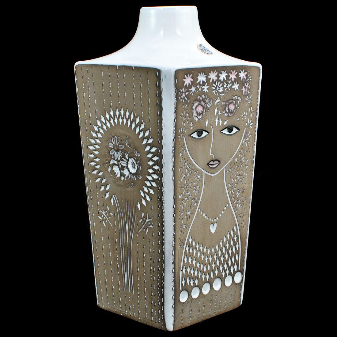 VAS, MARI SIMMULSON, Upsala Ekeby: Delvis vitglaserad. Dekor av blommor, mönster och flicka med hjärta. Undersida stämplad "43130/955 MS". Höjd 22 cm.