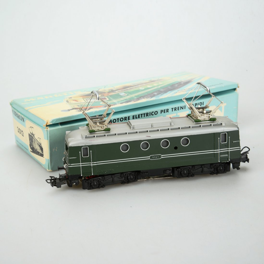 ELLOK, 3012/SEF 800, Märklin, H0: Elektrolokomotive. Med kartong och instruktioner. Smärre slitage, 2 repor/märken på tak. Marklin/Maerklin (606)