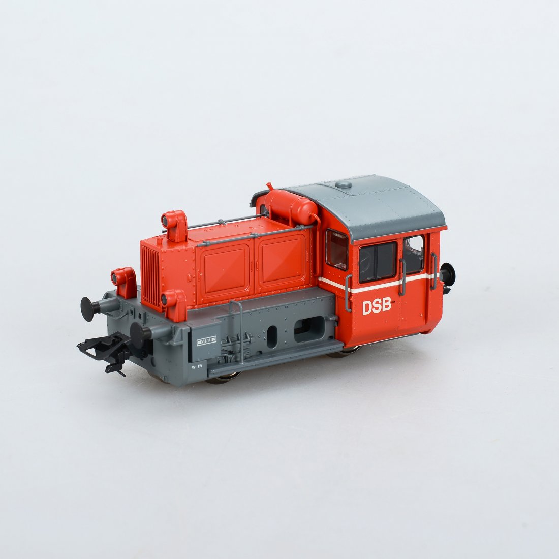 DIESELLOK, 36821, Märklin, H0: Diesellokomotive. Till synes i princip nyskick. Med kartong och instruktioner. Marklin/Maerklin (346)