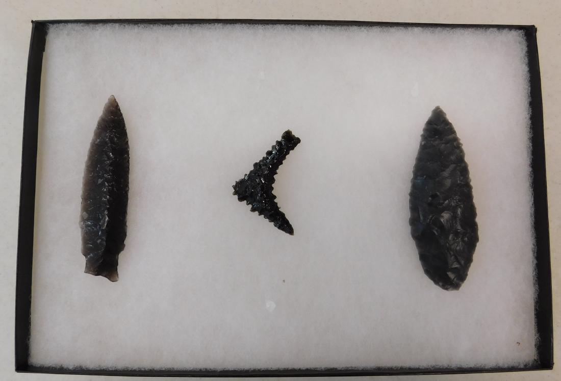 San Joaquin County Artifacts: San Joaquin County Artifacts, pre-historic items. Made of obsidian, the items measure from 2.5" to 4.5" long. Stockton, CA. Ex-Frank F. Latta collection, California Native American historian and colle