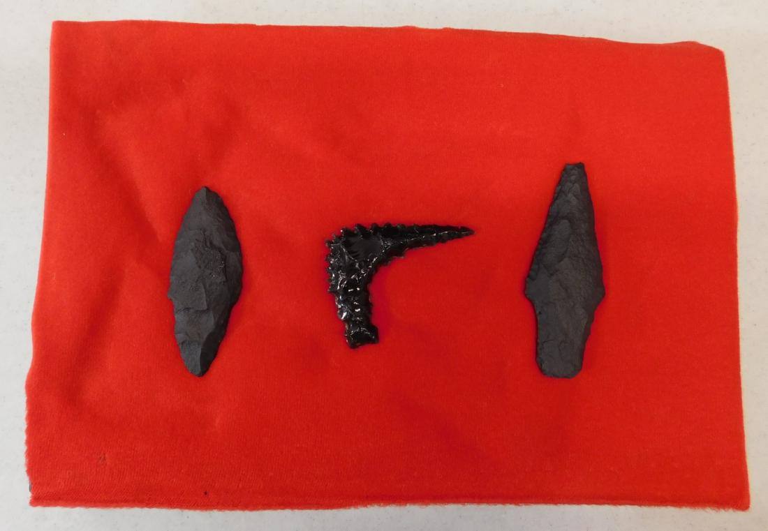 San Joaquin County Artifacts: San Joaquin County Artifacts, pre-historic items. Made of obsidian, the items measure from 2" to 3.75" long. Stockton, CA. Ex-Frank F. Latta collection, California Native American historian and collec