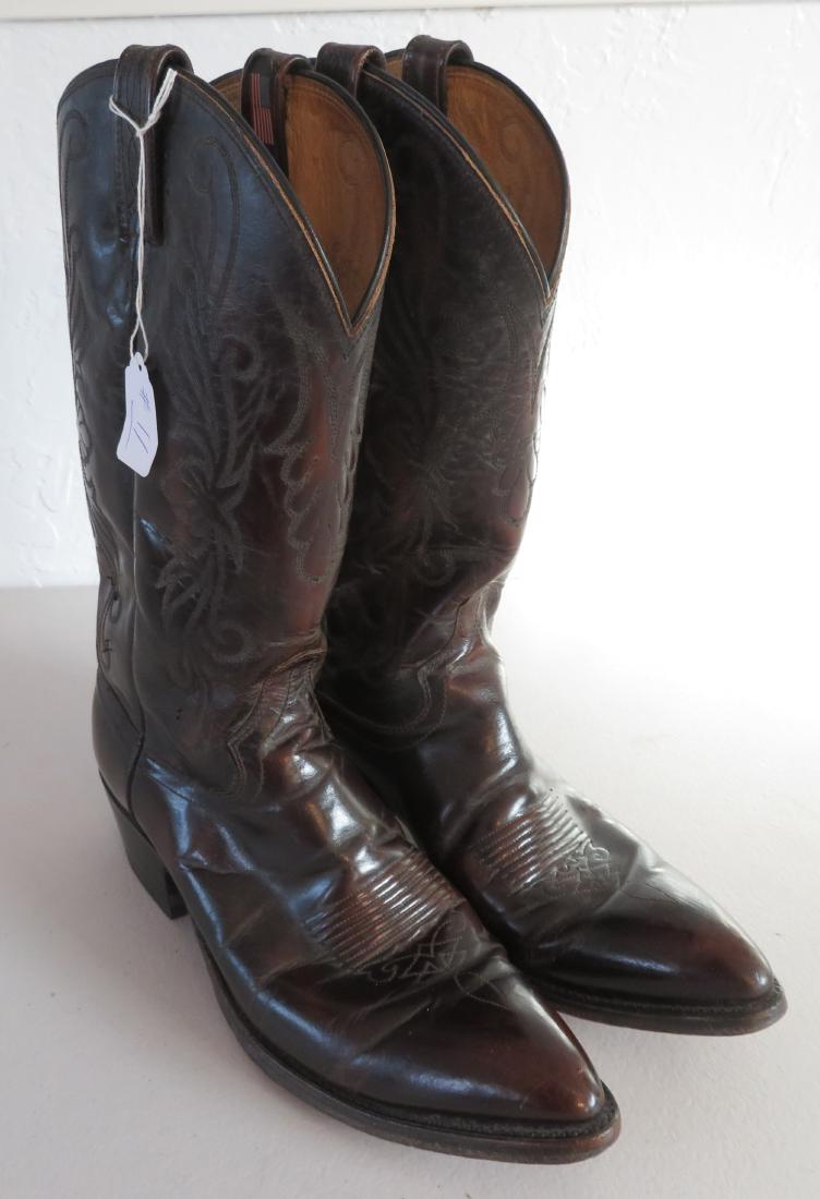 Cowboy Boots: Cowboy Boots, modern item. Made of leather and rubber, the boots are size 10 1/2". Dan Post boot. Condition: Some light wear, see images. Shipping: $34.50 USA estimate only, due to size.