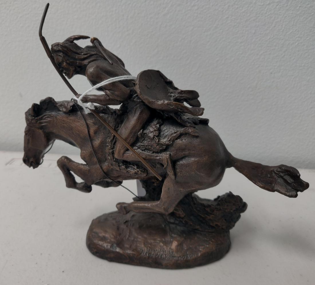 "The Cheyenne" Franklin Mint Remington Bronze: "The Cheyenne" Franklin Mint Remington Bronze, 1988. Made of bronze, the item measures 6 3/4" x 2 3/4" x 6 1/4". Franklin Mint, Thailand, Frederic Remington. Condition: Good, minor wear, see images. S