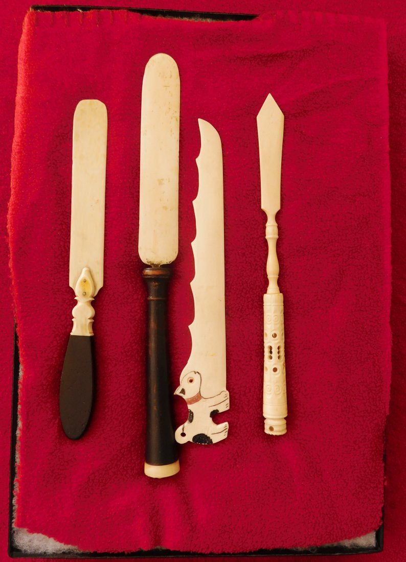 4 Eskimo Bone Letter Openers: 4 Eskimo Bone Letter Openers, circa 1890s. Made of wood and bone, the smallest is 7" long and the largest is 9.5". Eskimo or Russian. Frame not included. Condition: Some wear, see images. Shipping: $2