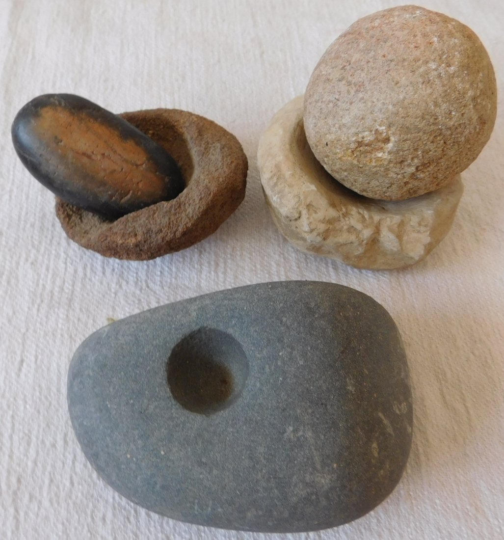 5 Southern California Pre-Historic Relics: 5 Southern California Pre-Historic Relics. Made of quartz, basalt and sandstone, the items range from smallest to biggest, 2" to 4". Chumash, Southern California. 2 small mortar and pestle sets, 1 fir