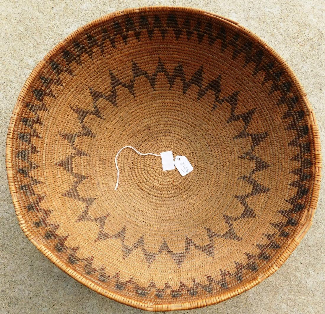 Fine Maidu Basket: Fine Maidu Basket, circa 1890s. Made of red bud and sumac, the item is 12" x 11.75" x 5.25". Northeastern California. Beautiful design, museum quality basket with good investment value. Condition: Min