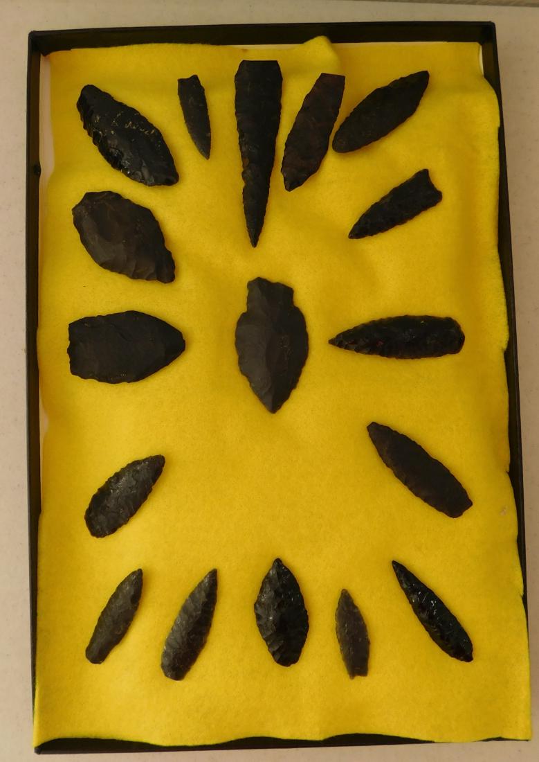 Northern California Obsidian Points: Northern California Obsidian Points, pre-historic items. Made of obsidian and black chert, the items range from 1" to 2". Humboldt County, California. Many types of points. Frame not included. Conditi