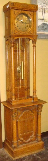 German Antique Clock: (lot 67-52) Seller says it is 1910-1925 German Clock. Very unique cabinet. We feel that the works have been updated. It is running and sounds beautiful. Westminster chimes?Please contact us with any q