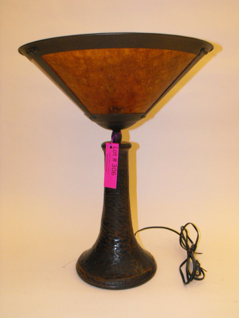 Table Lamp: Approx 19" tall