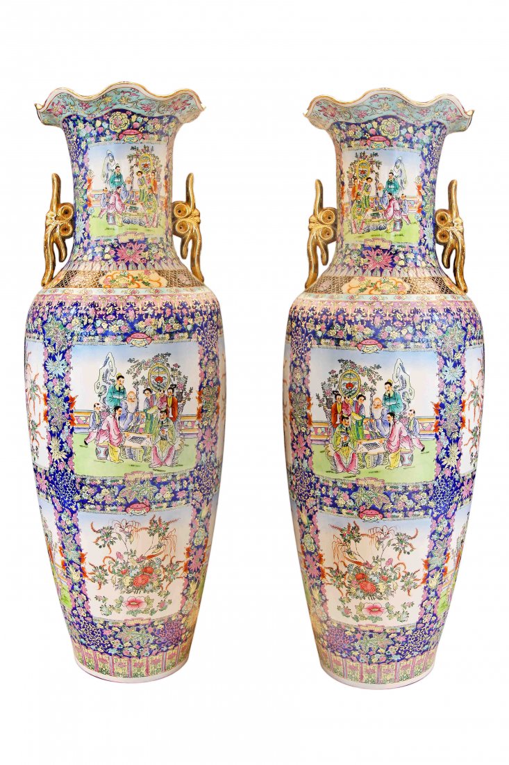 PAIR OF CHINESE PORCELAIN PALACE VASES (1 of 1)