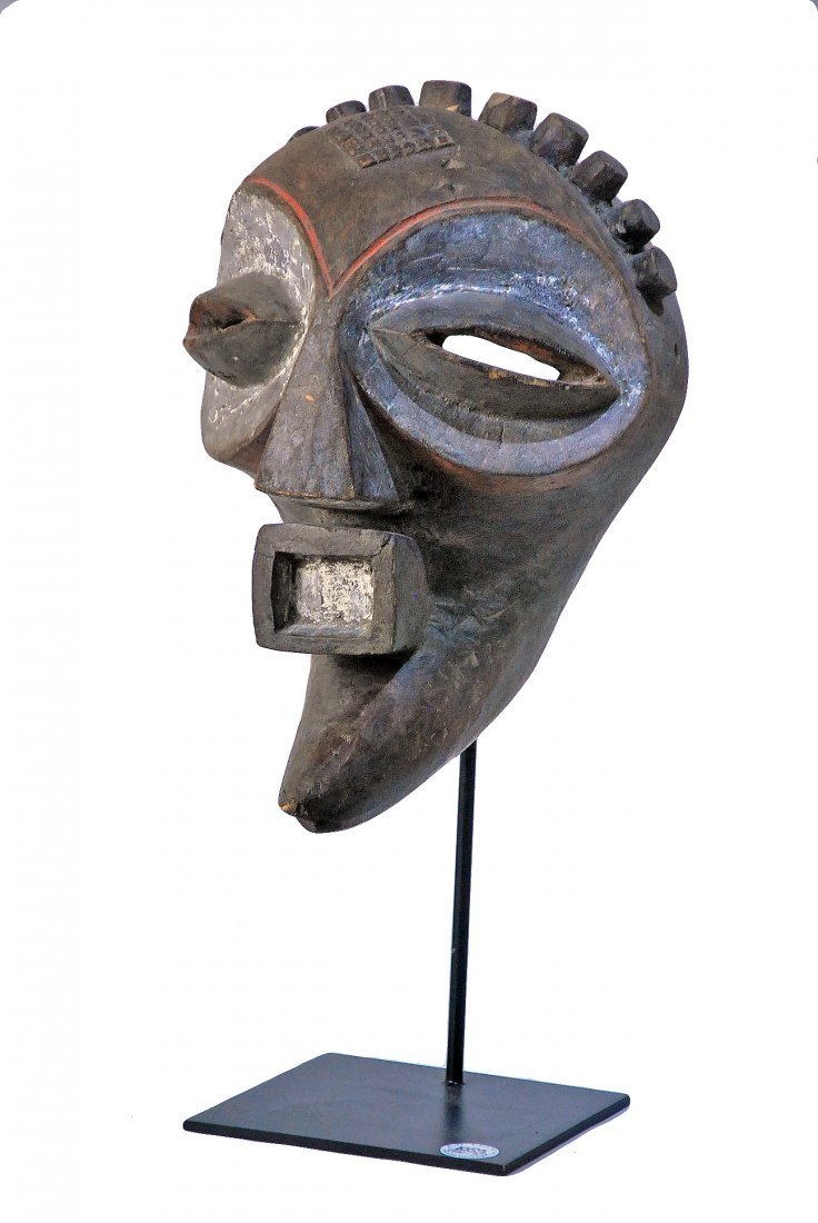 KIEFWEBE SOCIETY CEREMONIAL DANCE MASK - carved wood. (1 of 2)