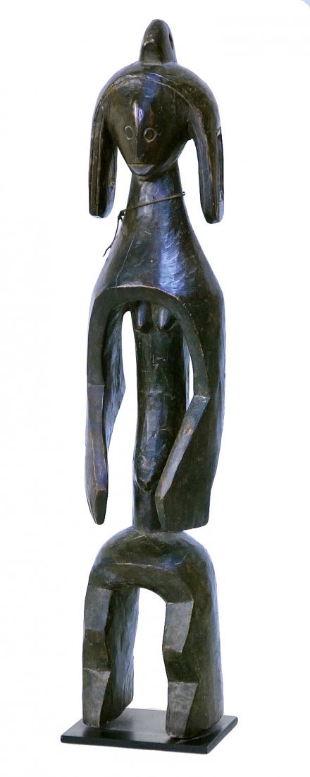 STYLE OF GUARDIAN FIGURE - CARVED WOOD. (1 of 1)