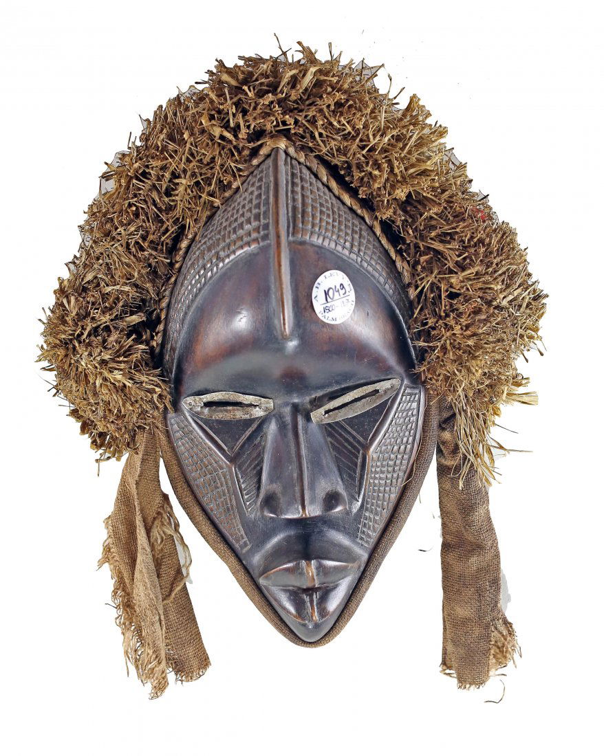 STYLE OF CEREMONIAL DANCE MASK -PEOPLE DAN MANO LIBERIA (1 of 1)