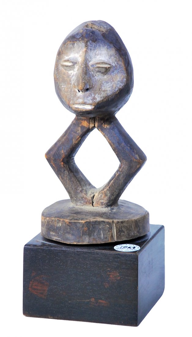 STYLE OF BWAMI SOCIETY JANUS TOTEM FIGURE CARVED WOOD: Property of Lynn University to benefit the Library Renovation Fund To be sold subject to no reserve STYLE OF Bwami Society Janus Totem Figure small carved wood with dark brown patina, white kaolin fac