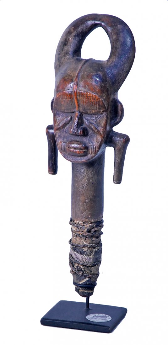 STYLE OF PEOPLE GOLI SOCIETY CEREMONIAL FLY WHISK (1 of 1)