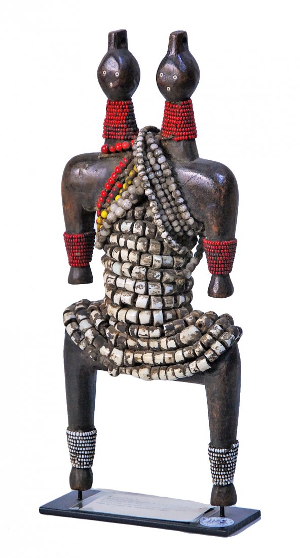 STYLE OF NAMJI PEOPLE REPUBLIC OF CAMEROON (1 of 1)