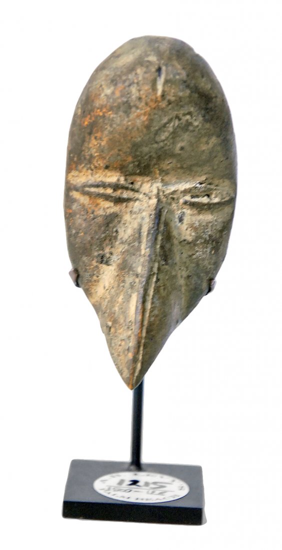 STYLE OF DAN MANO PEOPLE REPUBLIC OF LIBERIA (1 of 1)