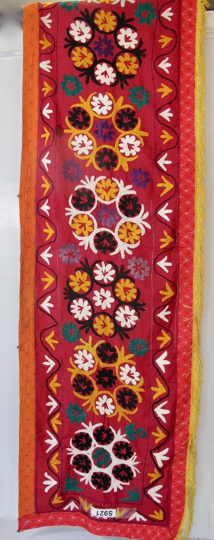 CENTRAL ASIAN EMBROIDERED SUZANI RUNNER, SAMARKAND (1 of 10)