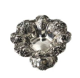 Reed and Barton Sterling Silver Compote: Reed and Barton Sterling Silver Compote Late 19th/early 20th Century, marked Sterling, Francoise I. The scalloped circular bowl chased with pendant pods and floral bundles, on a flared base with folia