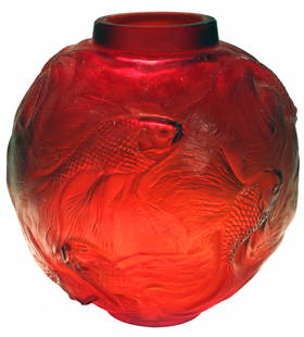 RENE LALIQUE RED "FORMOSE" VASE, 1924, FRENCH.: Rene Lalique "Formose Vase, 1924, French, an example in red glass, signed. Marcilhac Reference No. 934, Page No.425. Height 7 in. (18cm) R10714