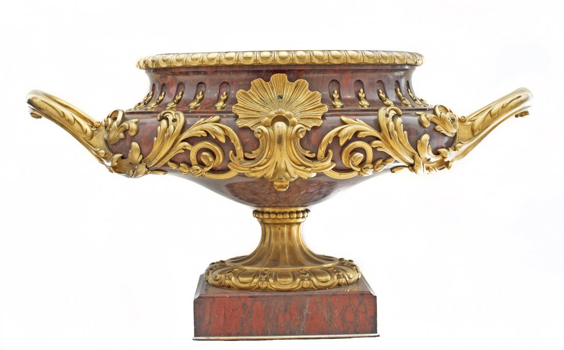 FRENCH NAPOLEON III ORMOLU MOUNTED ROUGE MARBLE JARDINI: FRENCH NAPOLEON III ORMOLU MOUNTED ROUGE MARBLE JARDINIERE Third quarter 19th Century, signed F. Barbedienne for Ferdinand Barbedienne. Of oval shape, the egg-and-dart rim above a spreading fluted nec