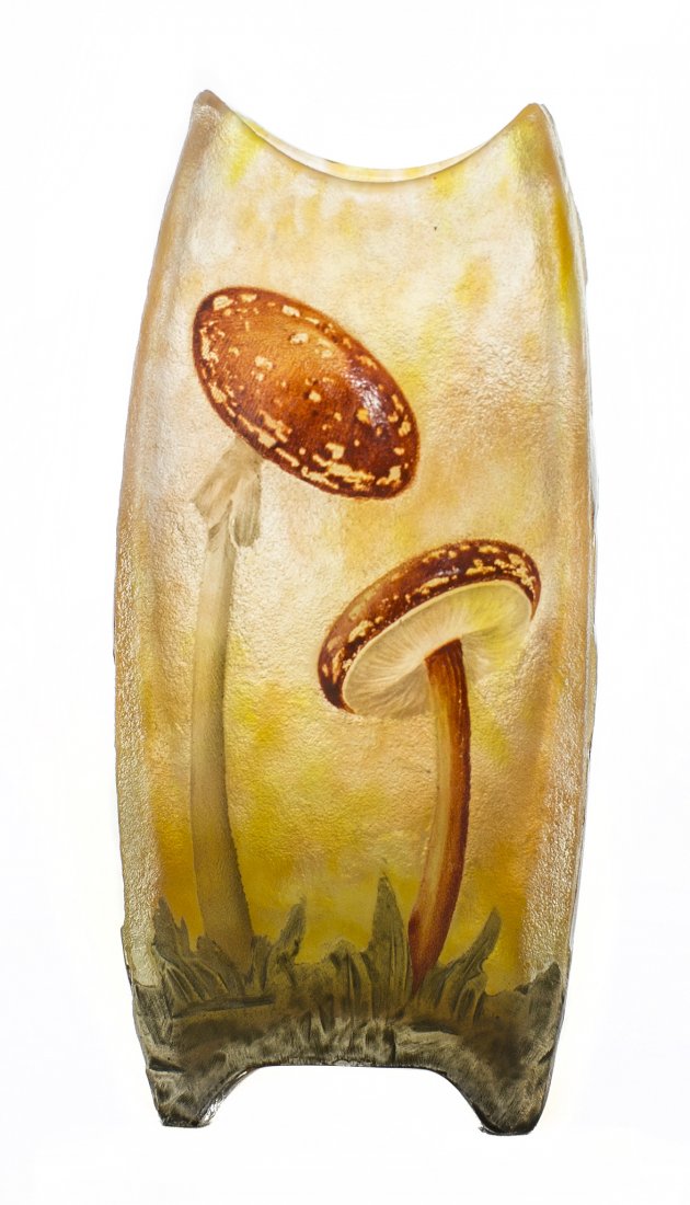 DAUM ENAMELED CAMEO GLASS "MUSHROOM" VASE: DAUM ENAMELED CAMEO GLASS "MUSHROOM" VASE Circa 1907. Signed Daum Nancy with the Cross of Lorraine. Height 5 inches.