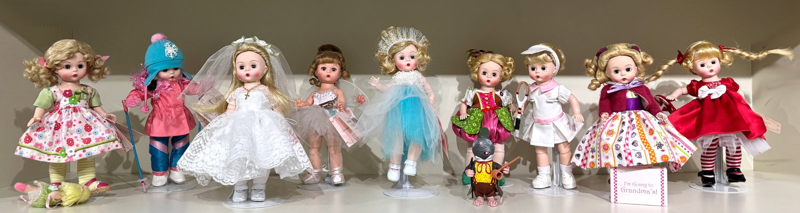 Collection of Madame Alexander Dolls: Collection of Madame Alexander Dolls Sizes vary. Provenance: From the Estate of a Gentleman, Gladwyne, PA.