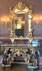 Baroque Style Giltwood Mirror with Putti, Italian, Late 19th Century.