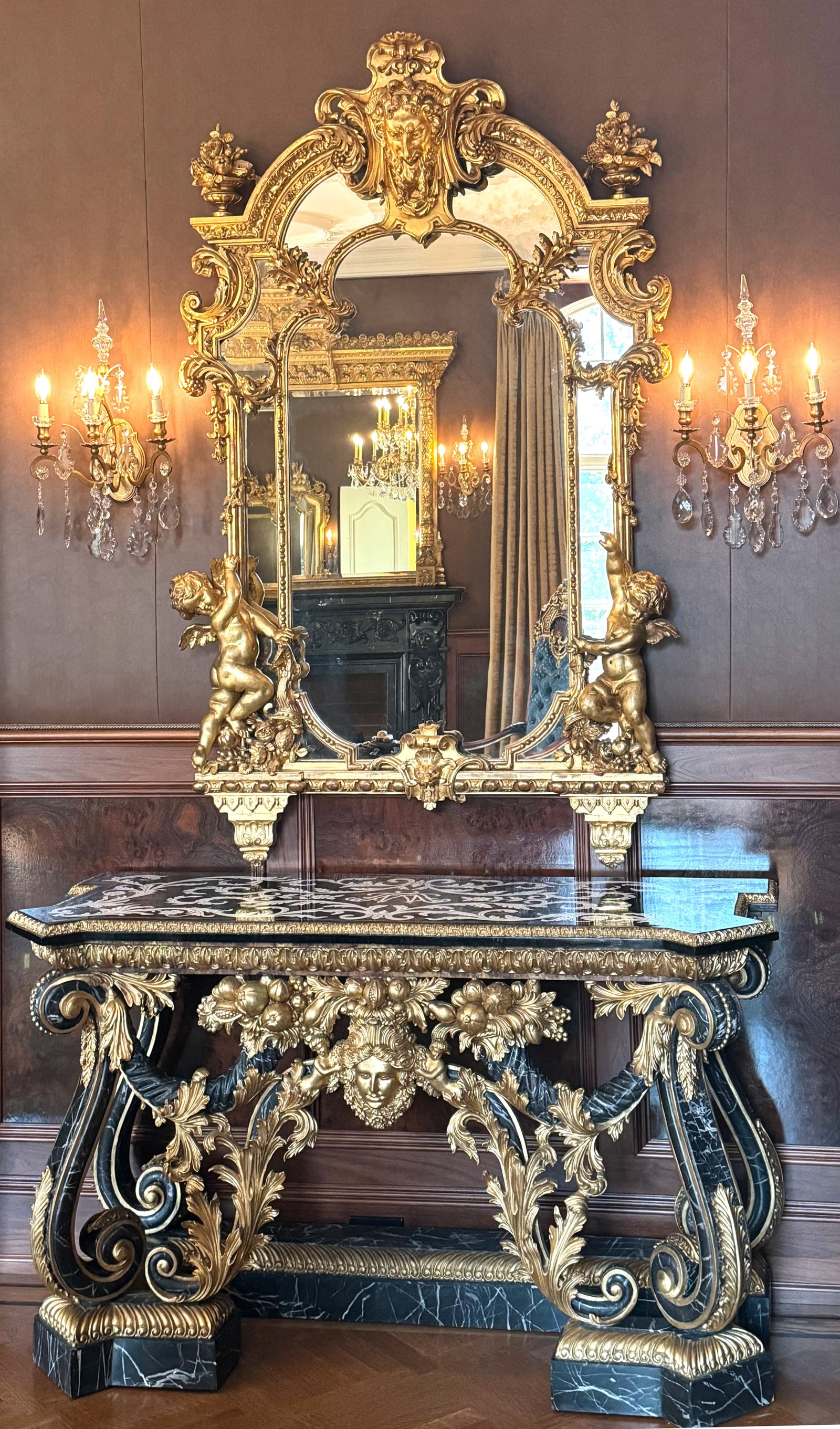 Baroque Style Giltwood Mirror with Putti, Italian, Late 19th Century. (1 of 8)