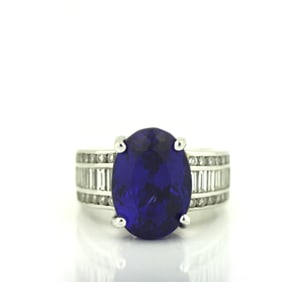 Tanzanite and Diamond Ring