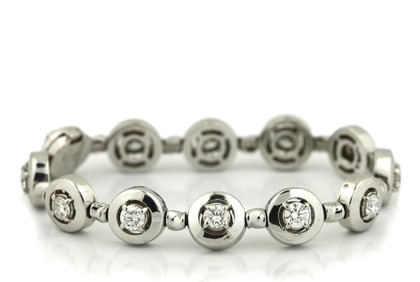 Kauffman de Suisse, 18 Karat White Gold and Diamond Bracelet