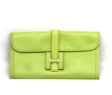 Hermes Jige Elan 29 Clutch Swift Lime Green Leather: Hermes Jige Elan 29 Clutch Swift Lime Green Leather, 2019 Collection, H Logo, flap and pull-through closure. Height 6 in., Width 11.25