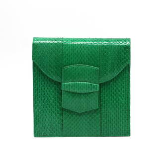 Oscar de la Renta Snakeskin Envelope Clutch: Oscar de la Renta Snakeskin Envelope Clutch The almost square moss green clutch with magnetic snap closure. Height 6.75 in., Width 6.5 in., Depth 1 in.