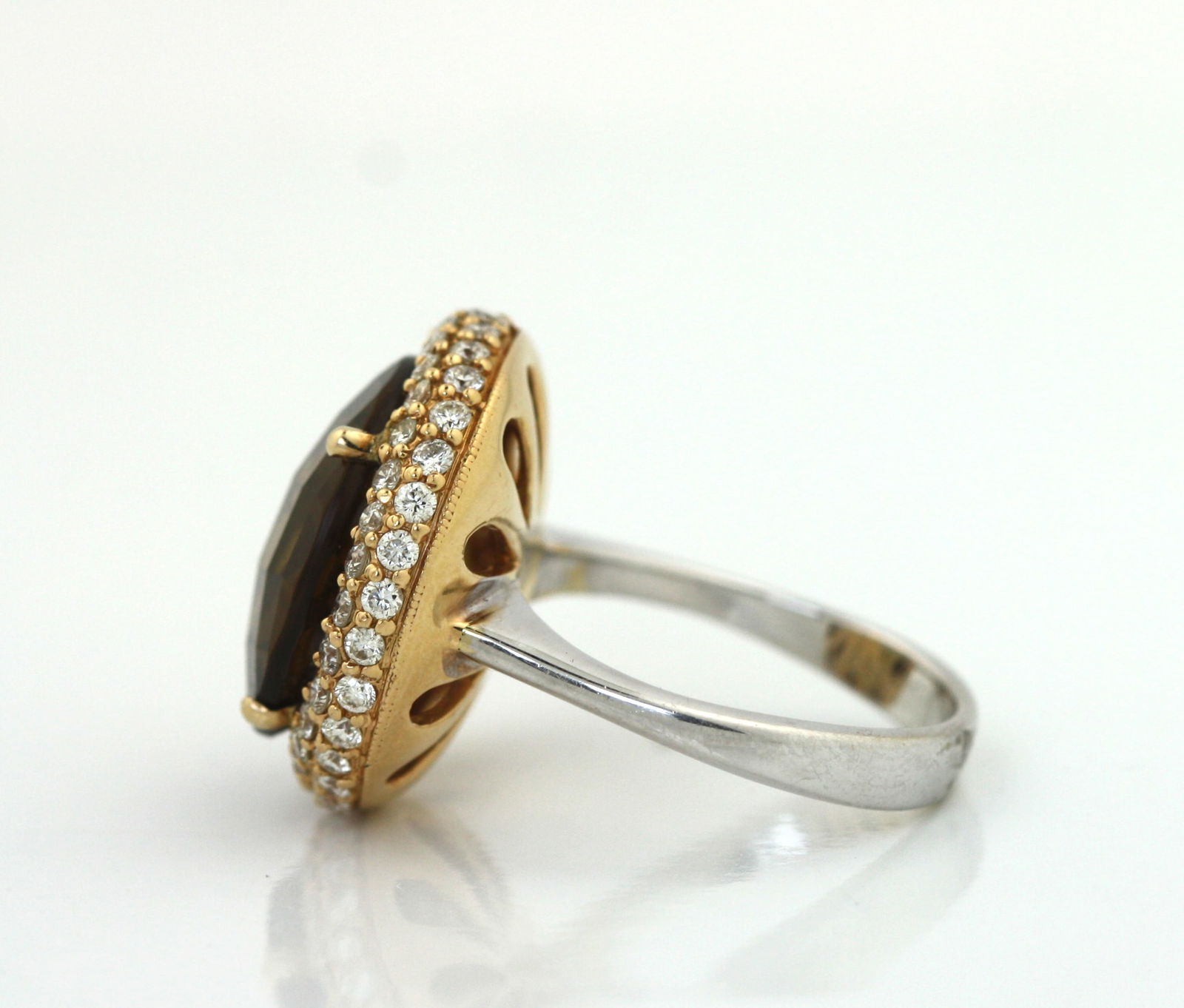 Quartz and Diamond Ring - 4