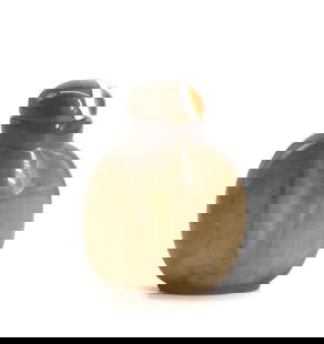 Good Chinese Grayish Brown Chalcedony Snuff Bottle