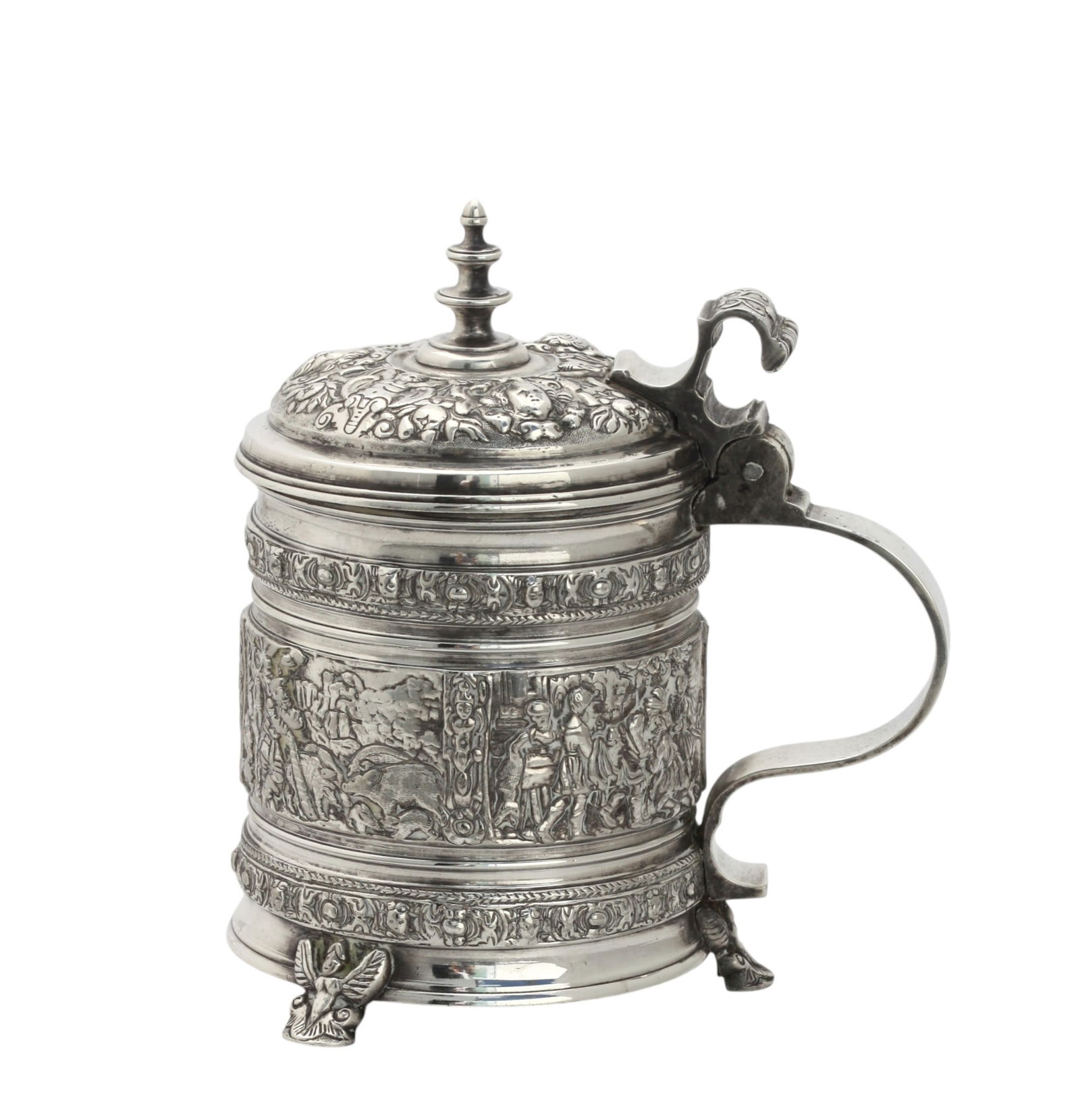 European Renaissance Style Silver Plate Tankard: European Renaissance Style Silver Plate Tankard The domed lid affixed to a cylindrical body with a scrolled handle, on three winged putto feet, the whole cast with classical figural scenes. Height 8