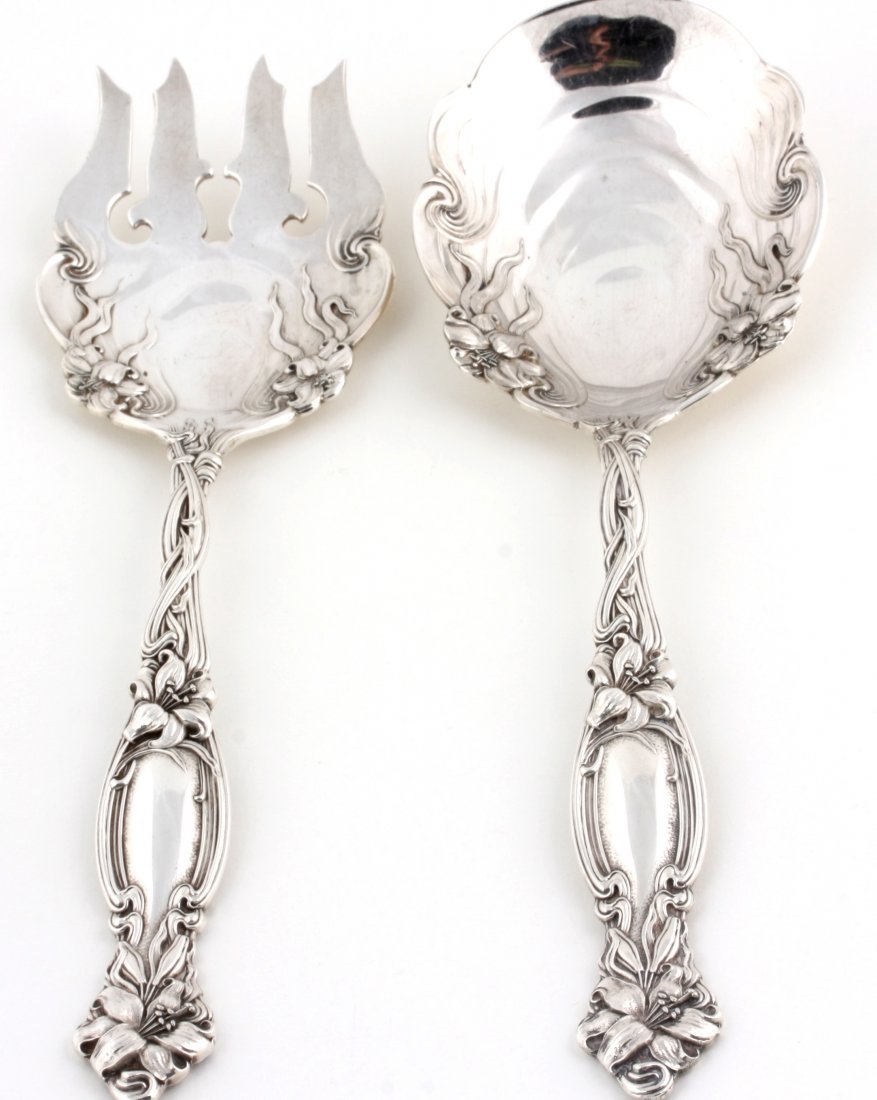 FIVE AMERICAN SILVER SERVING PIECES: PROPERTY OF A DELRAY BEACH GENTLEMAN TWO AMERICAN SILVER SERVING PIECES Circa 1900. International Silver Company, Meriden, CT. In the Frontenac pattern. Comprising: a salad fork and spoon, a master bu