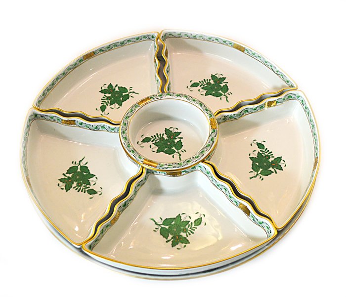A HERAND PORCELAIN SIX SECTION SERVING PLATTER: A HERAND PORCELAIN SIX SECTION SERVING PLATTER 20th Century underglaze blue mark: HEREND HUNGARY HAND PAINTED diameter 14 in (35 cm)