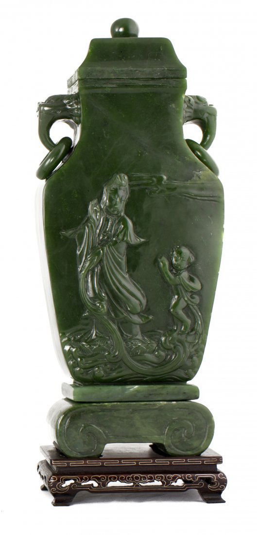 JADE VASE, QIANLONG SIX-CHARACTER SEAL MARK, CHINESE (1 of 1)