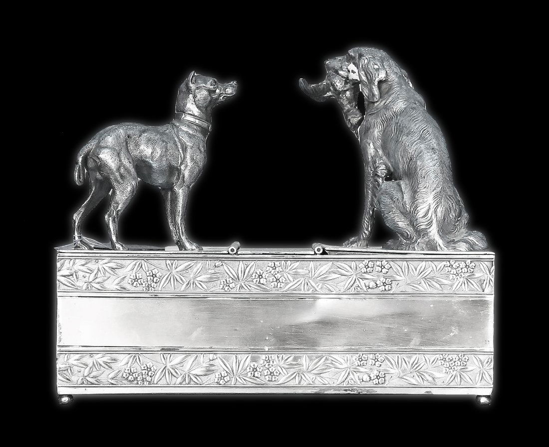 SILVER PLATED BOX AND COVER "SPORTING DOGS" (1 of 1)