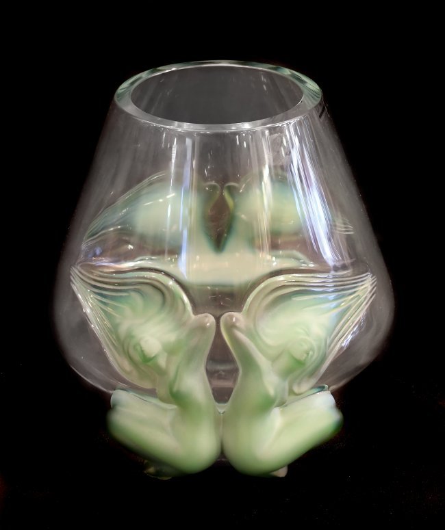 LALIQUE FRANCE 20TH CENTURY 'ANTINEA' (1 of 1)