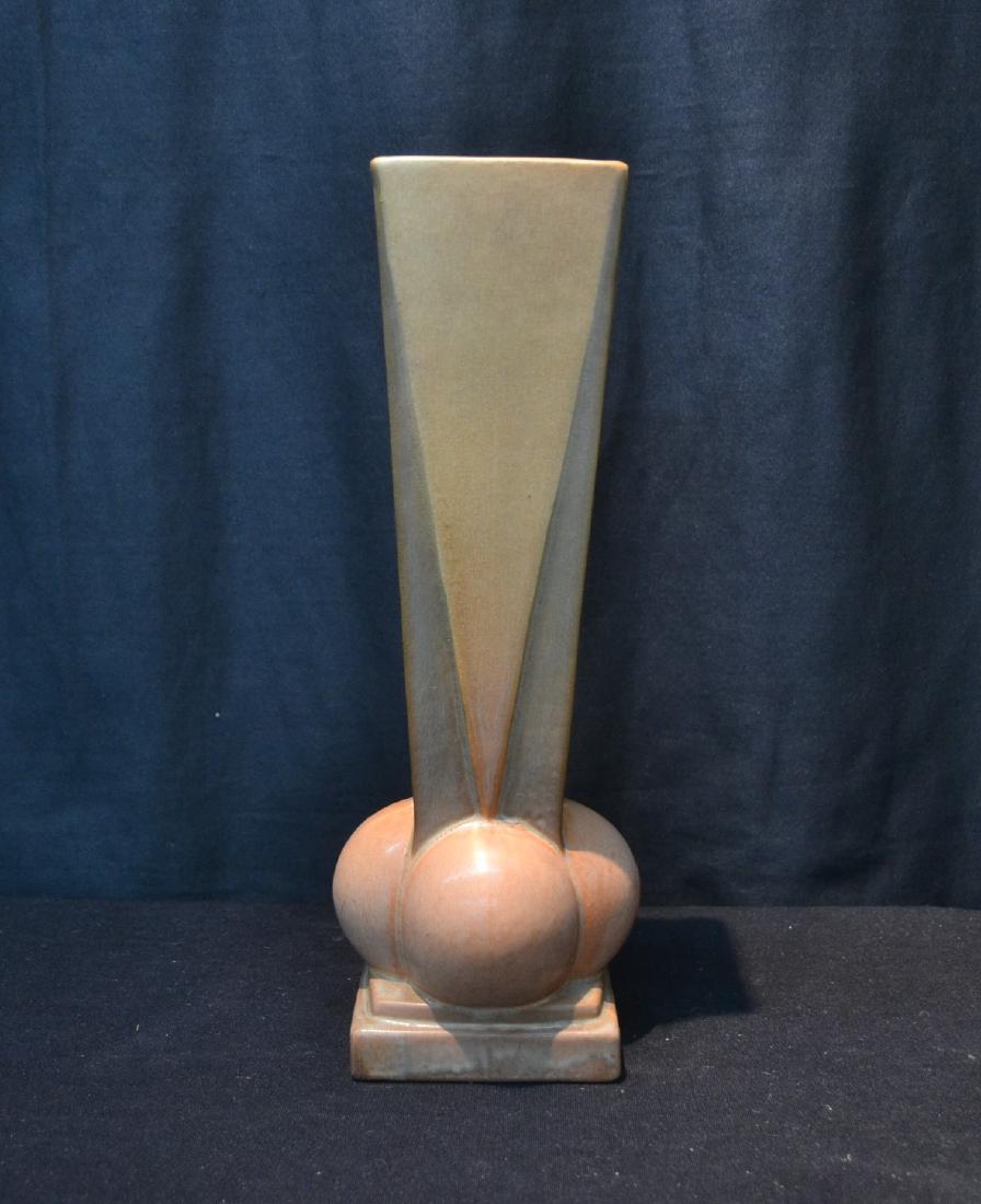 ROSEVILLE ART POTTERY "FUTURA" FOUR BALL VASE: ca. 1939 ; SQUARED VASE WITH DECORATION OF TRYLON & PERISPHERE FROM 1939 WORLDS FAIR - 4 1/2" x 12"