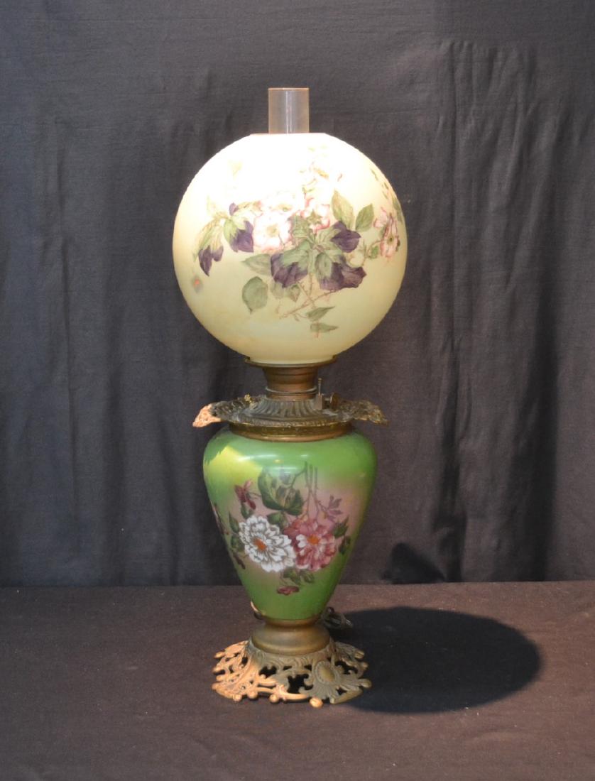 ALL ORIGINAL GONE WITH THE WIND LAMP: (SHADE HAS DAMAGE) 17" x 28" OVERALL