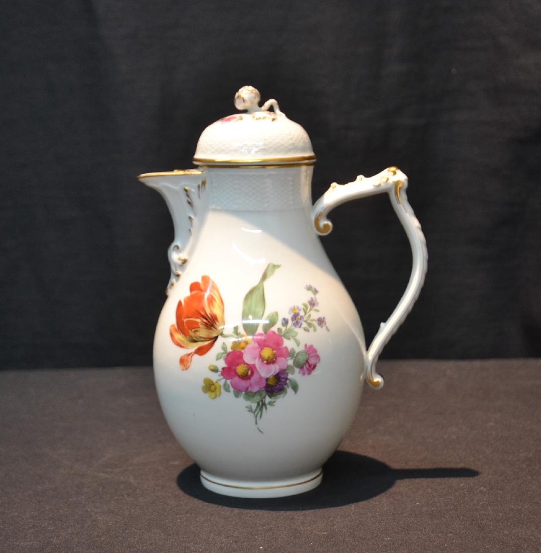 KPM PORCELAIN COFFEE POT WITH FLORAL DECORATIONS: 6 1/2" x 9 1/2"