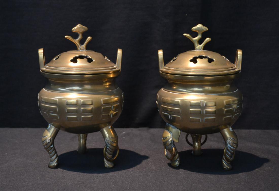 (Pr) ORIENTAL BRONZE SENSORS WITH ELEPHANT: HEAD FEET - 5" x 9"